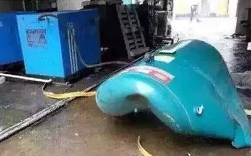 空壓機(ji)儲氣罐爆(bao)炸事故 空(kong)壓機儲氣(qi)罐爆炸事(shi)故